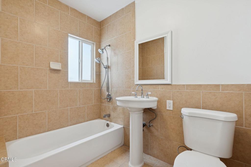 208 N Fremont Avenue