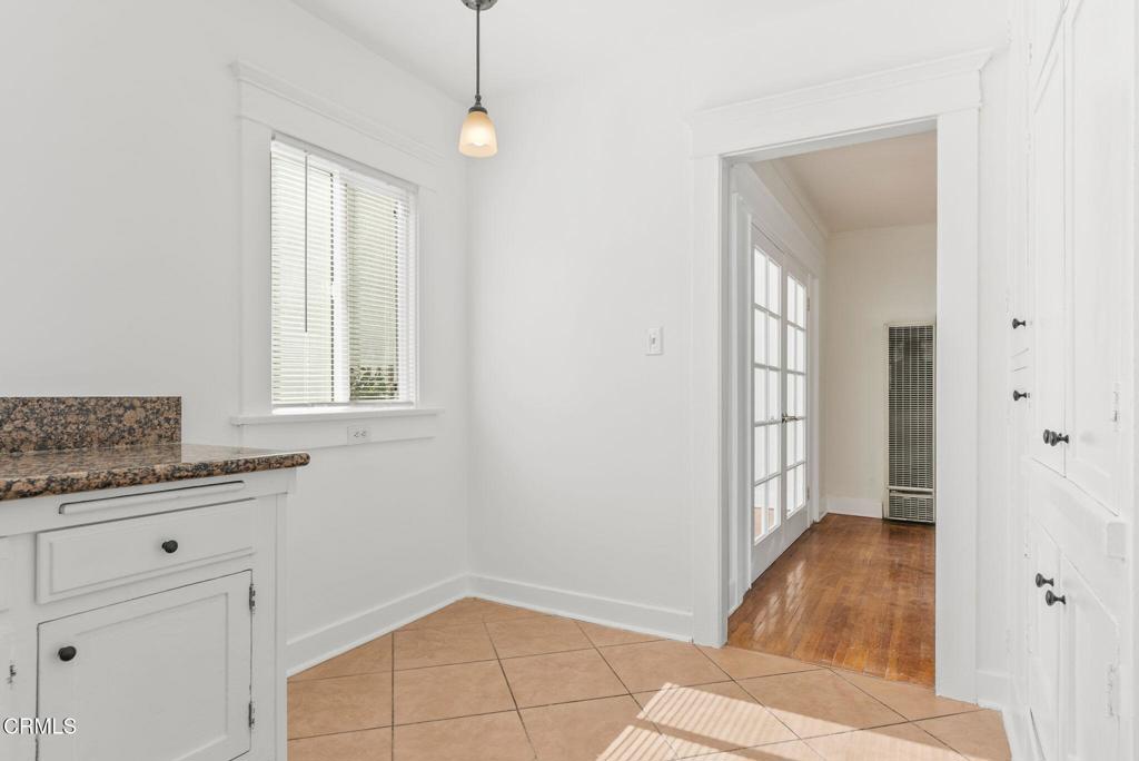 208 N Fremont Avenue