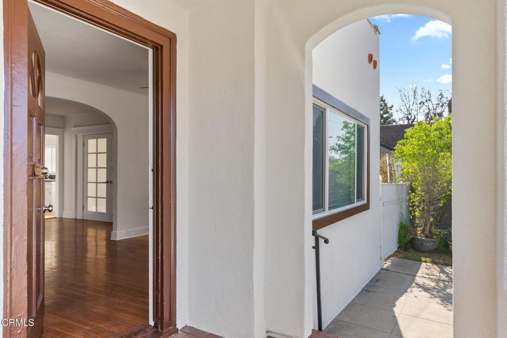 208 N Fremont Avenue