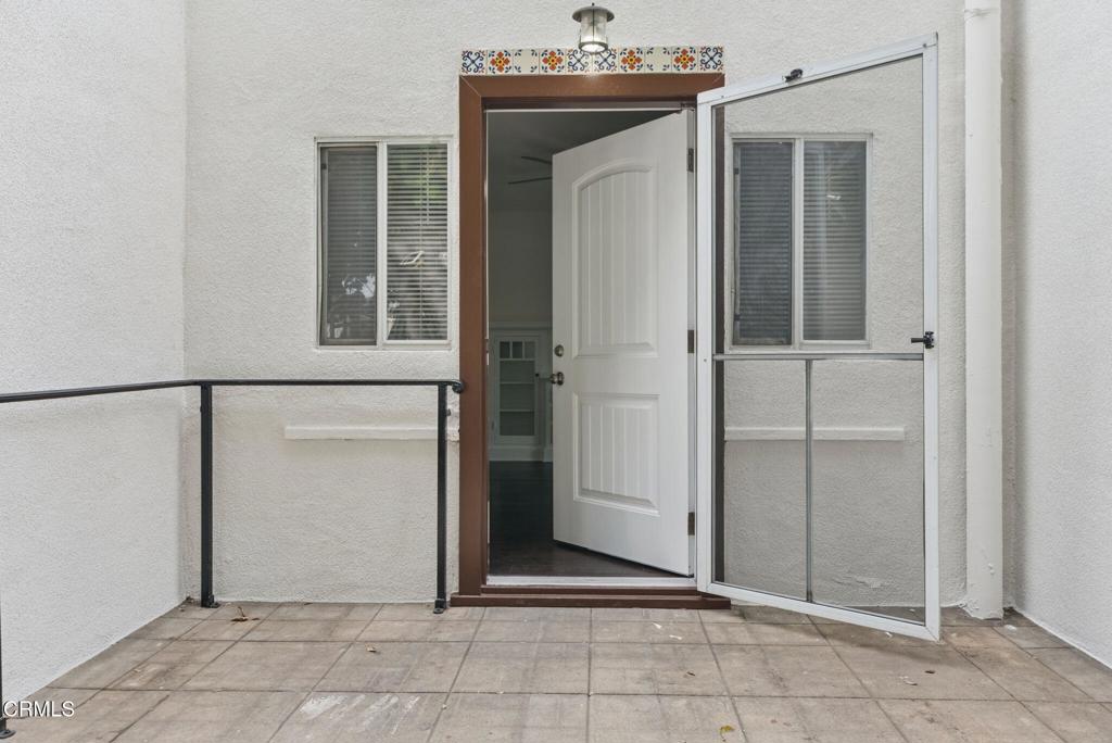 208 N Fremont Avenue