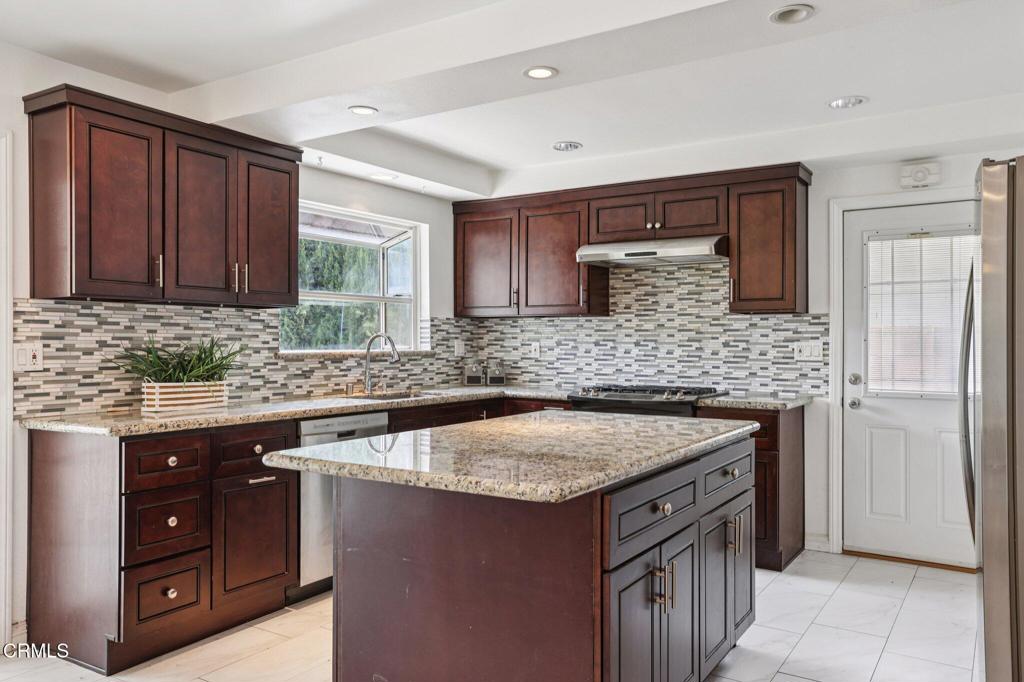 10856 Topeka Drive