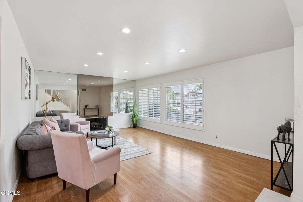 10856 Topeka Drive