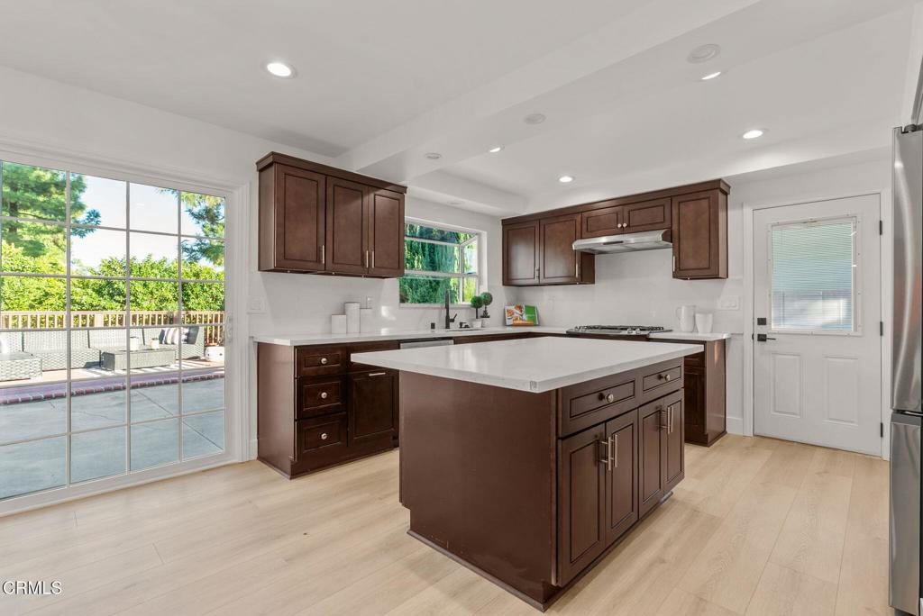 10856 Topeka Drive