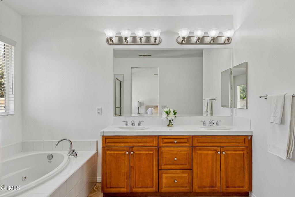 44445 36th Street W