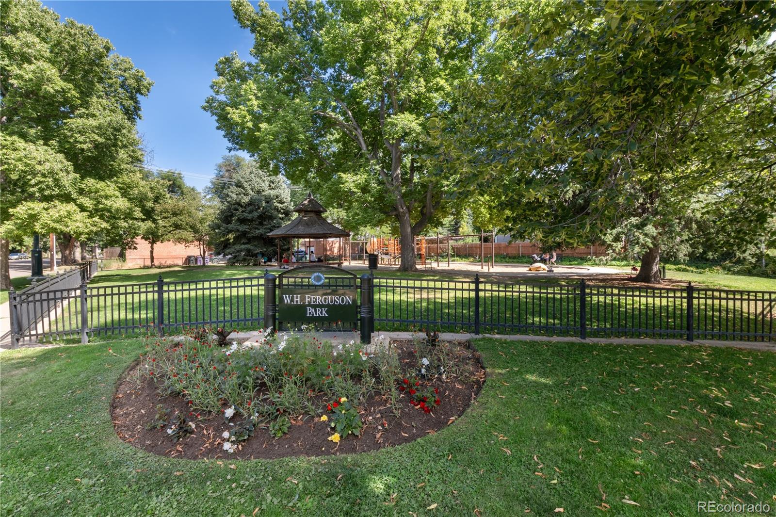 2509 Clermont Street