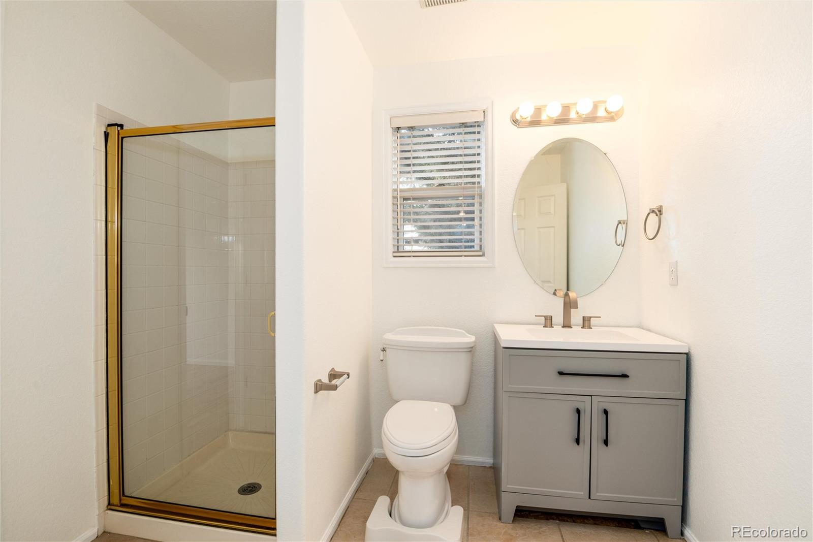 5294 S Espana Street