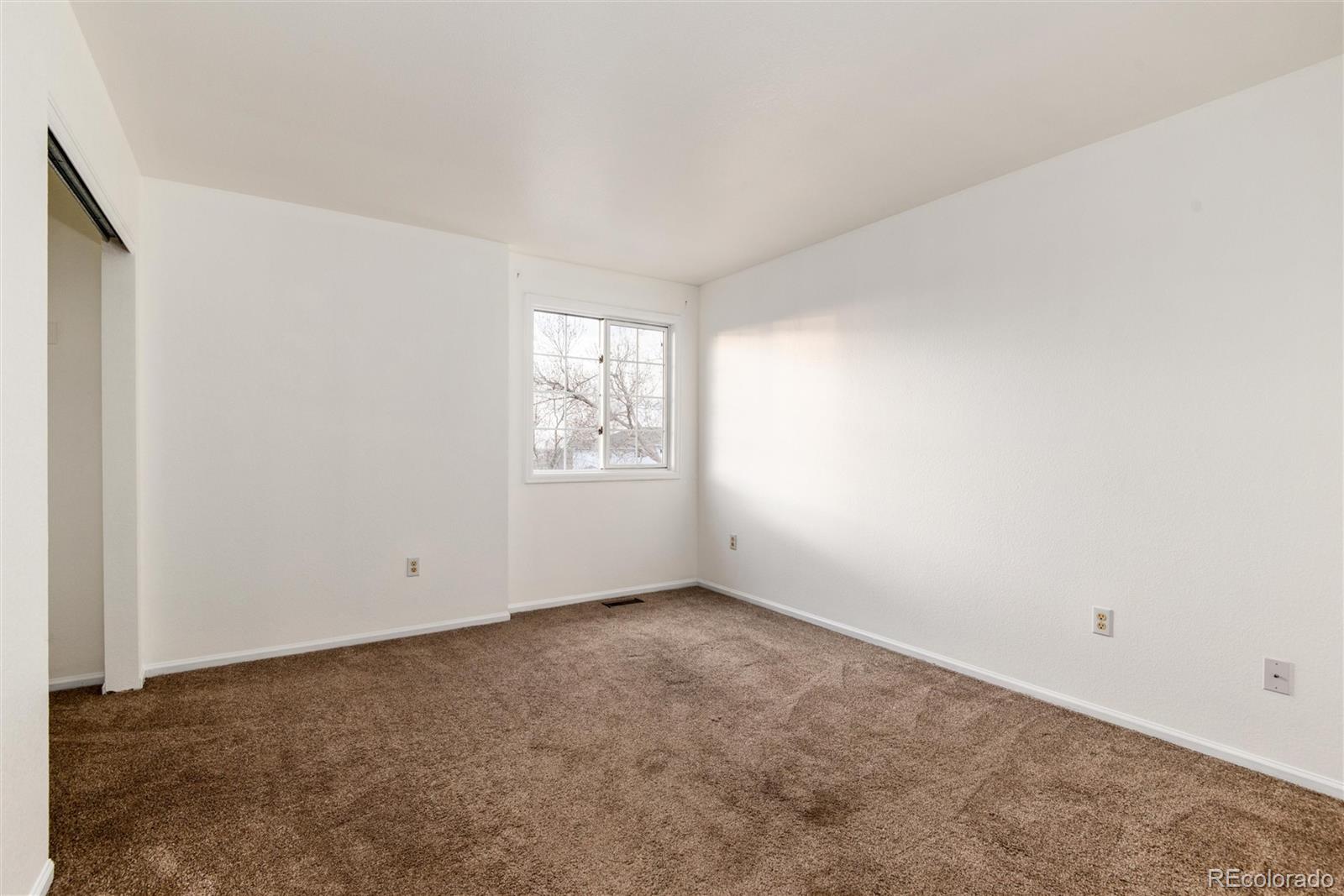 5294 S Espana Street