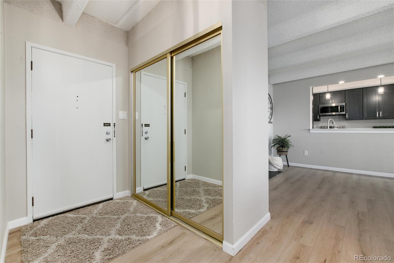 7877 E Mississippi Avenue Unit: 805