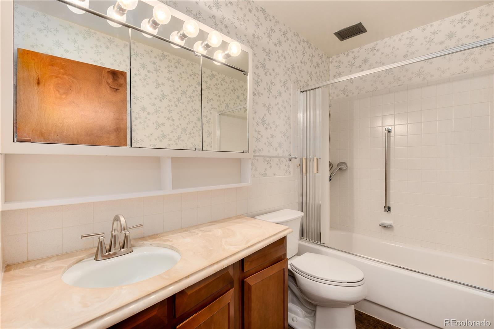 750 S Alton Way Unit: 7D