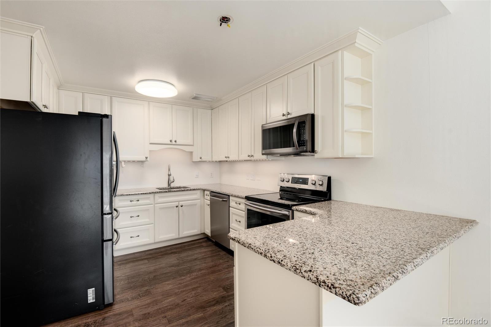 750 S Alton Way Unit: 7D