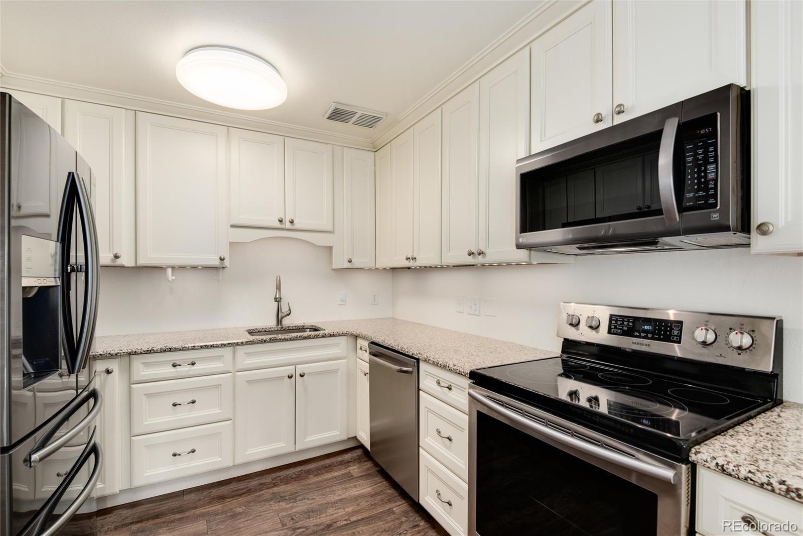 750 S Alton Way Unit: 7D