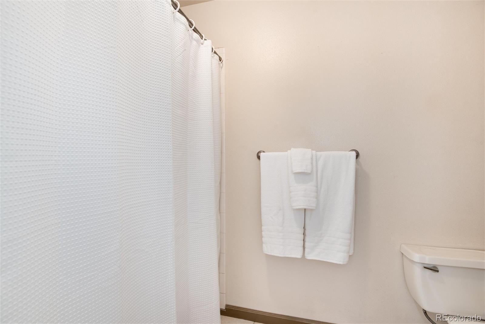 7138 E Dry Creek Circle