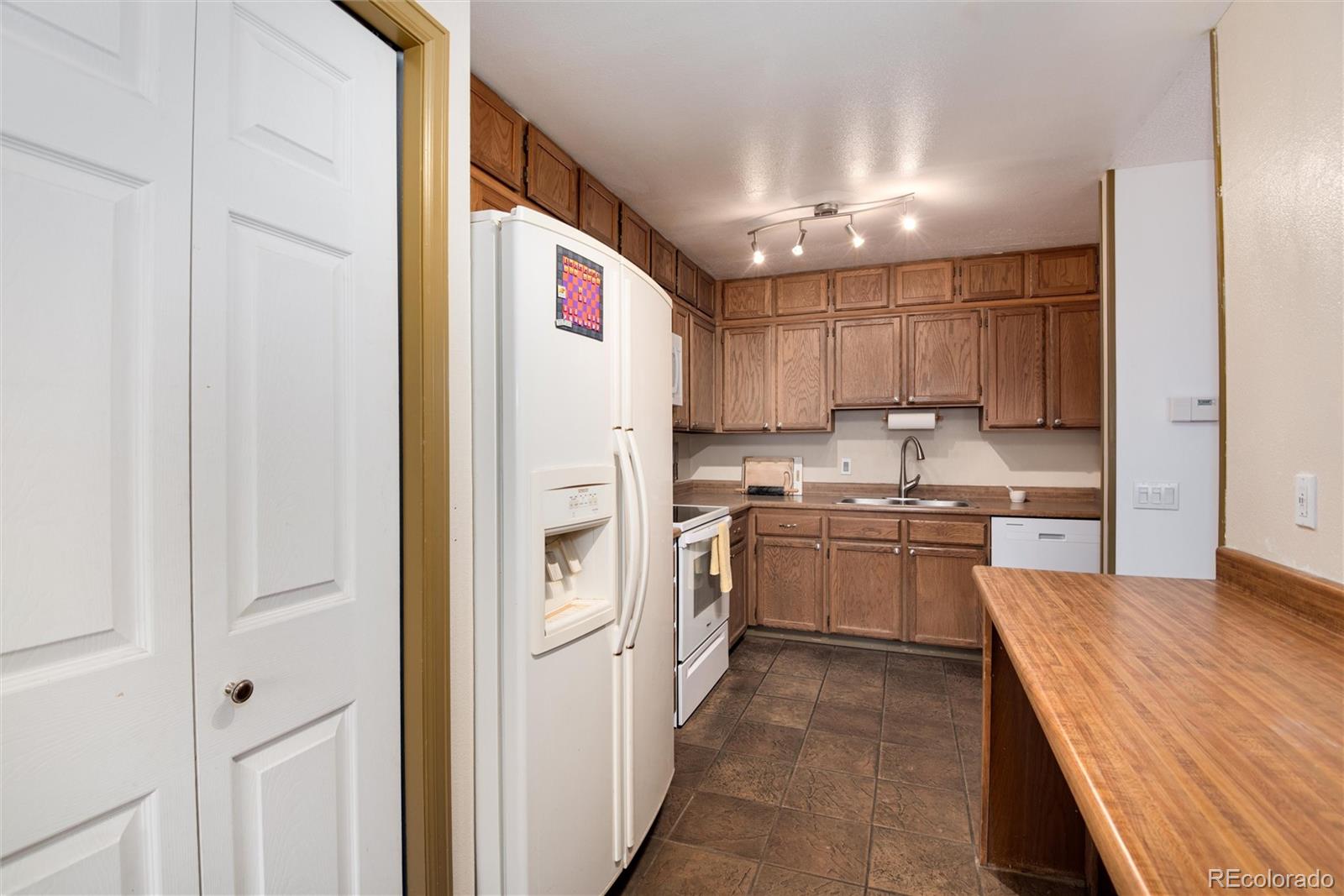 7138 E Dry Creek Circle