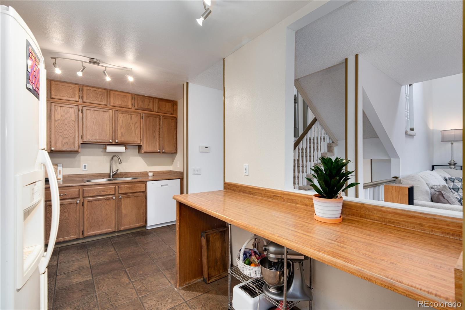 7138 E Dry Creek Circle