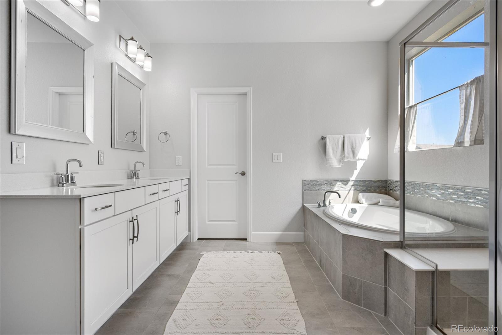 8497 Estes Park Avenue