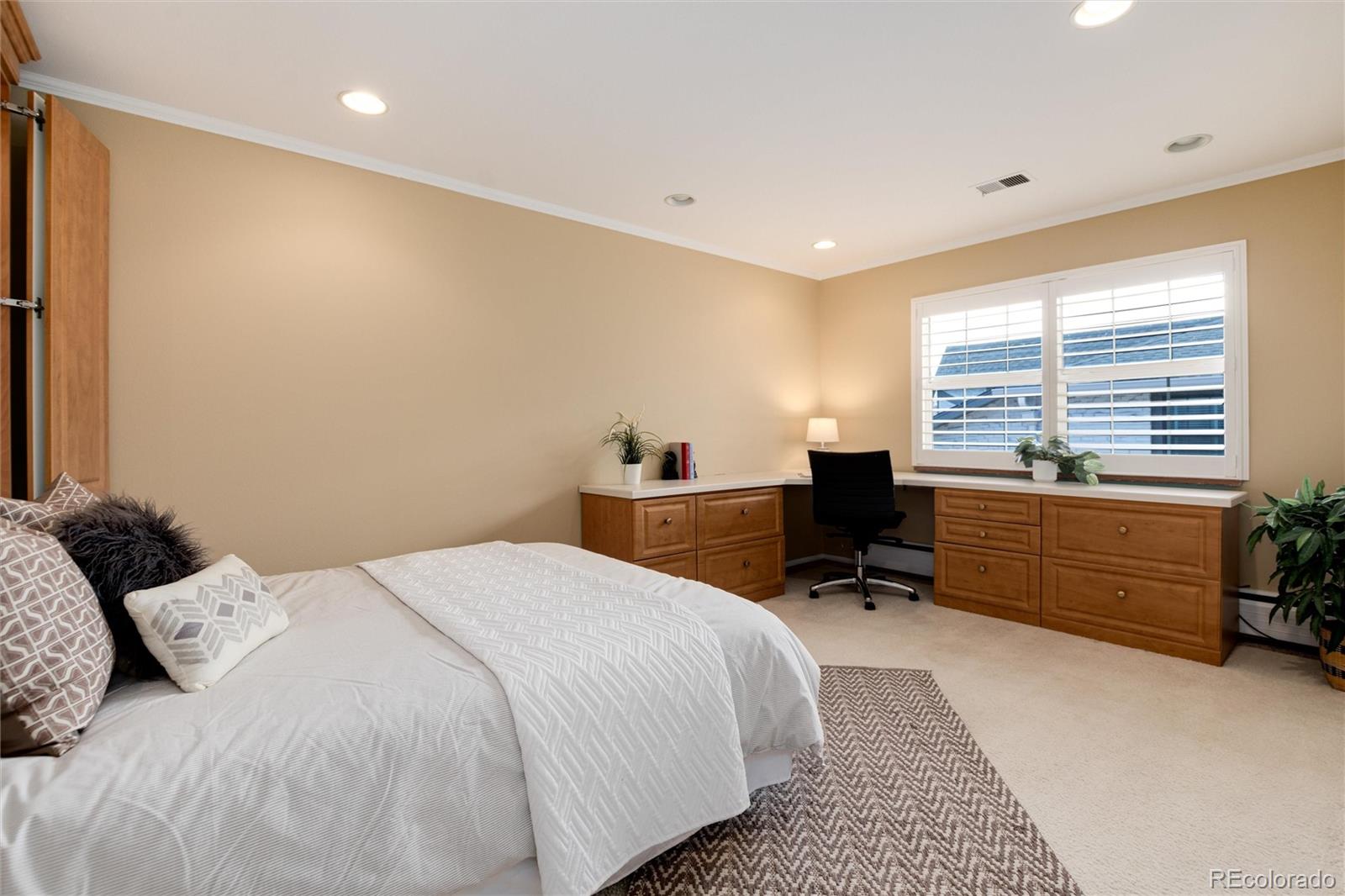 5751 E Ithaca Place Unit: 3