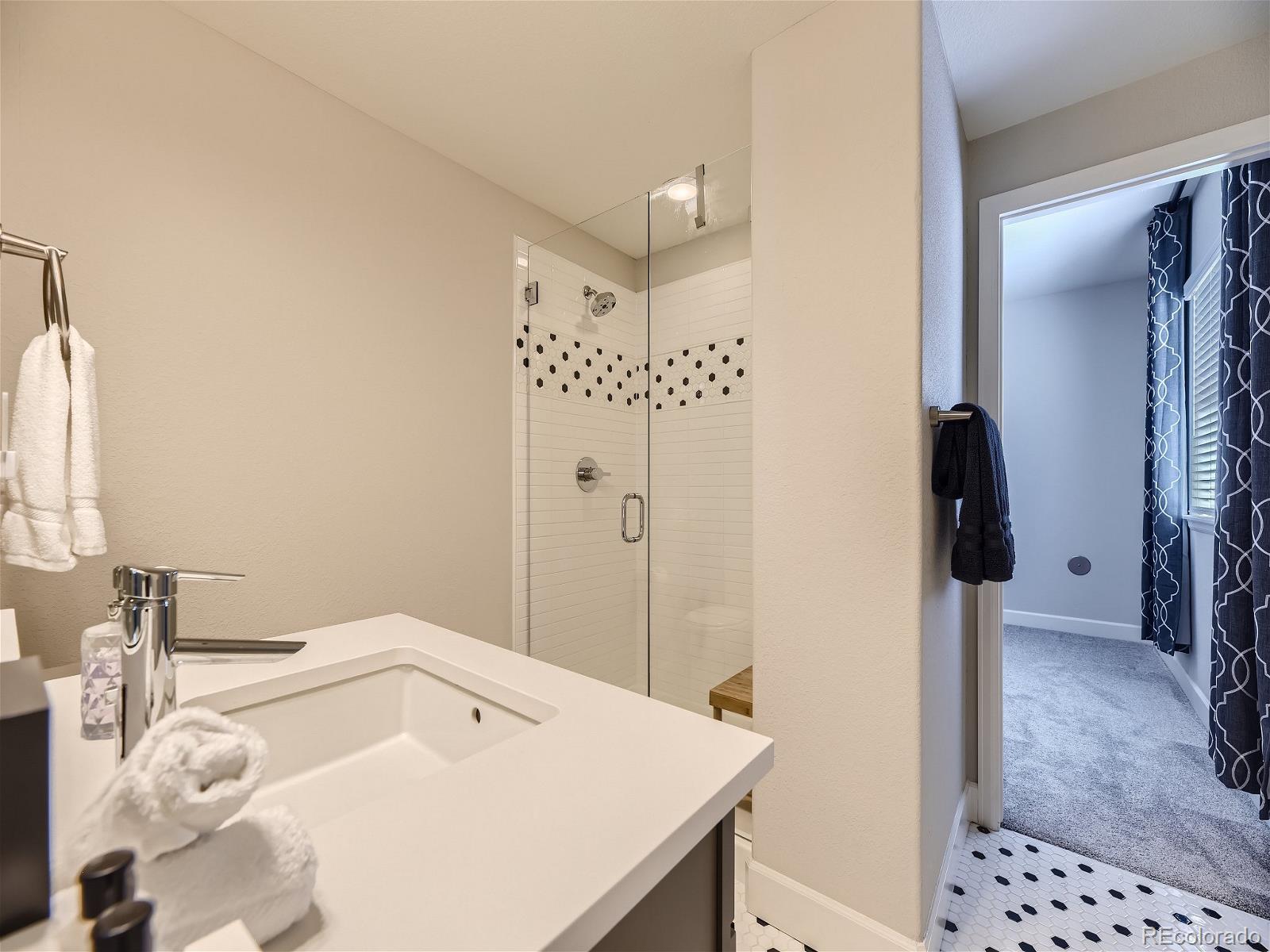 7181 S Valleyhead Court