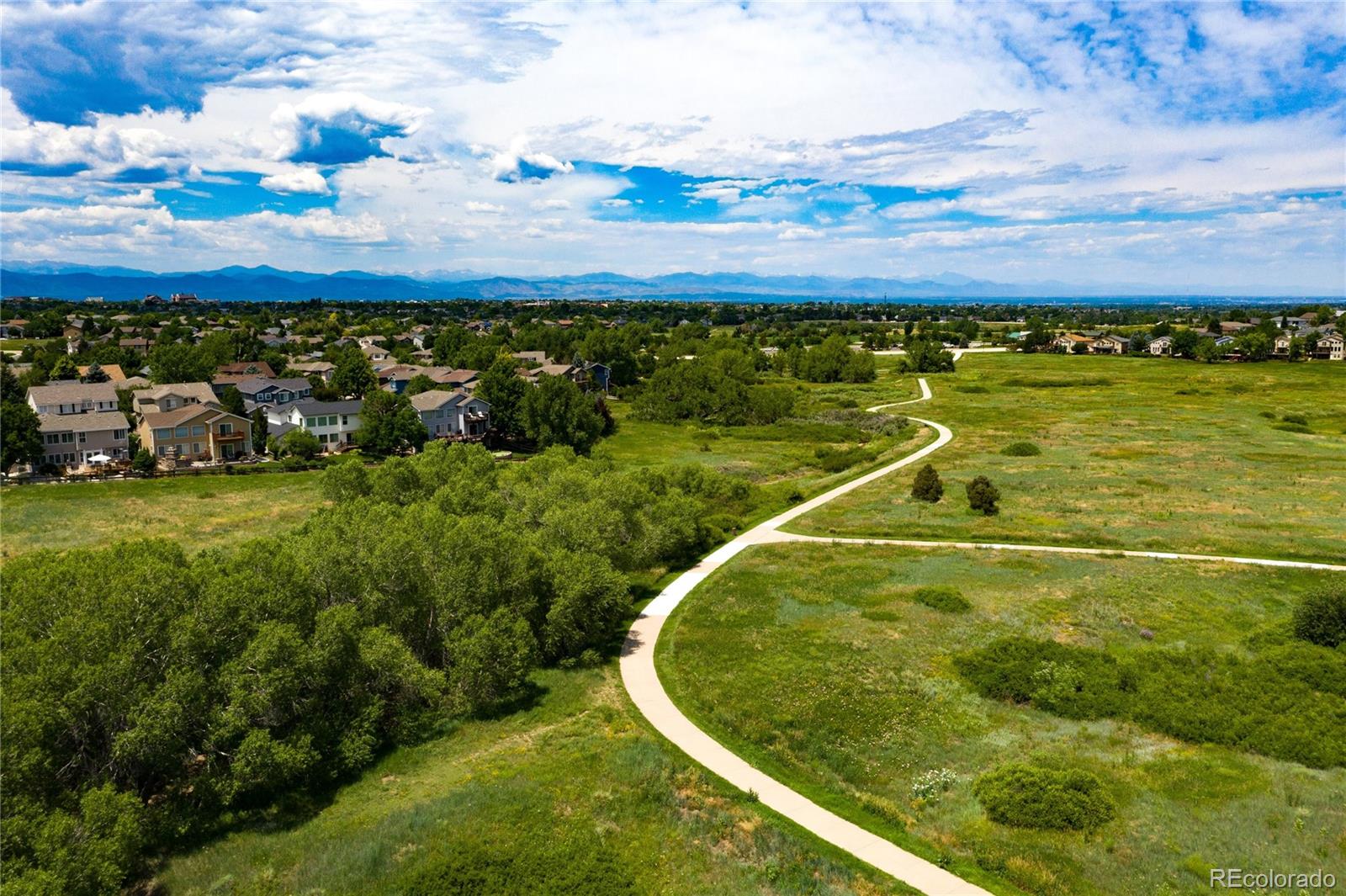 10039 Blackbird Circle