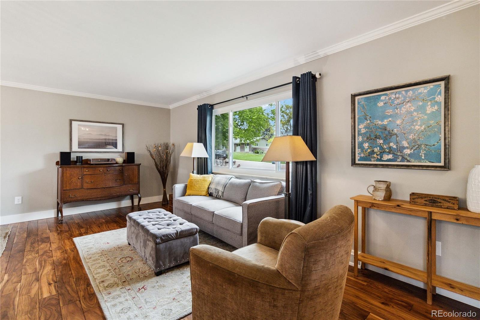 5312 W Roxbury Place