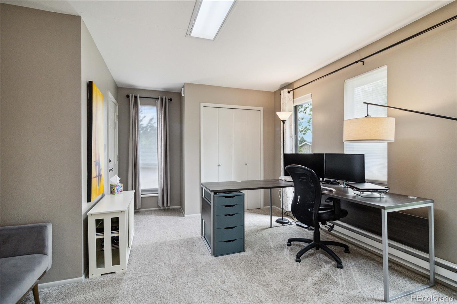 5312 W Roxbury Place