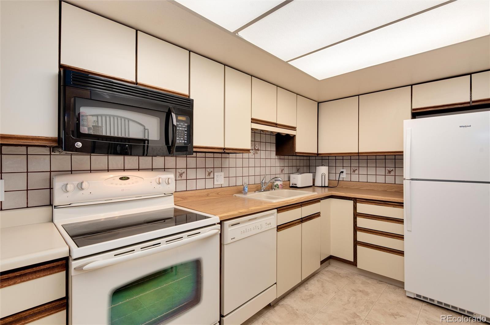 13850 E Marina Drive Unit: 210