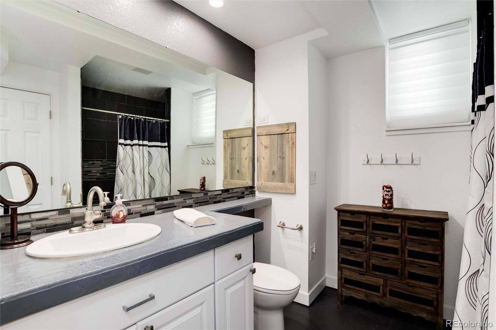 2960 N Princess Circle