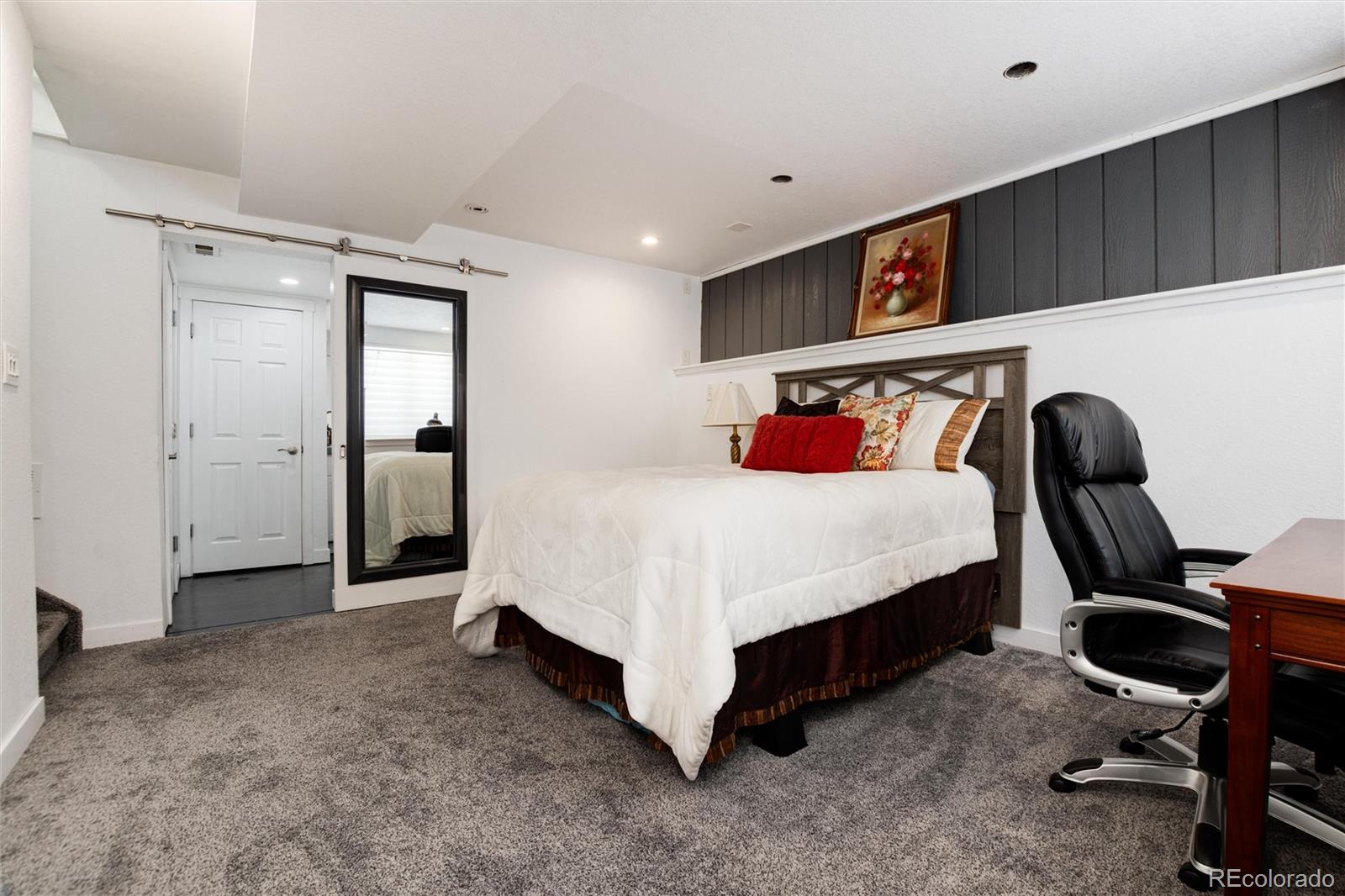 2960 N Princess Circle