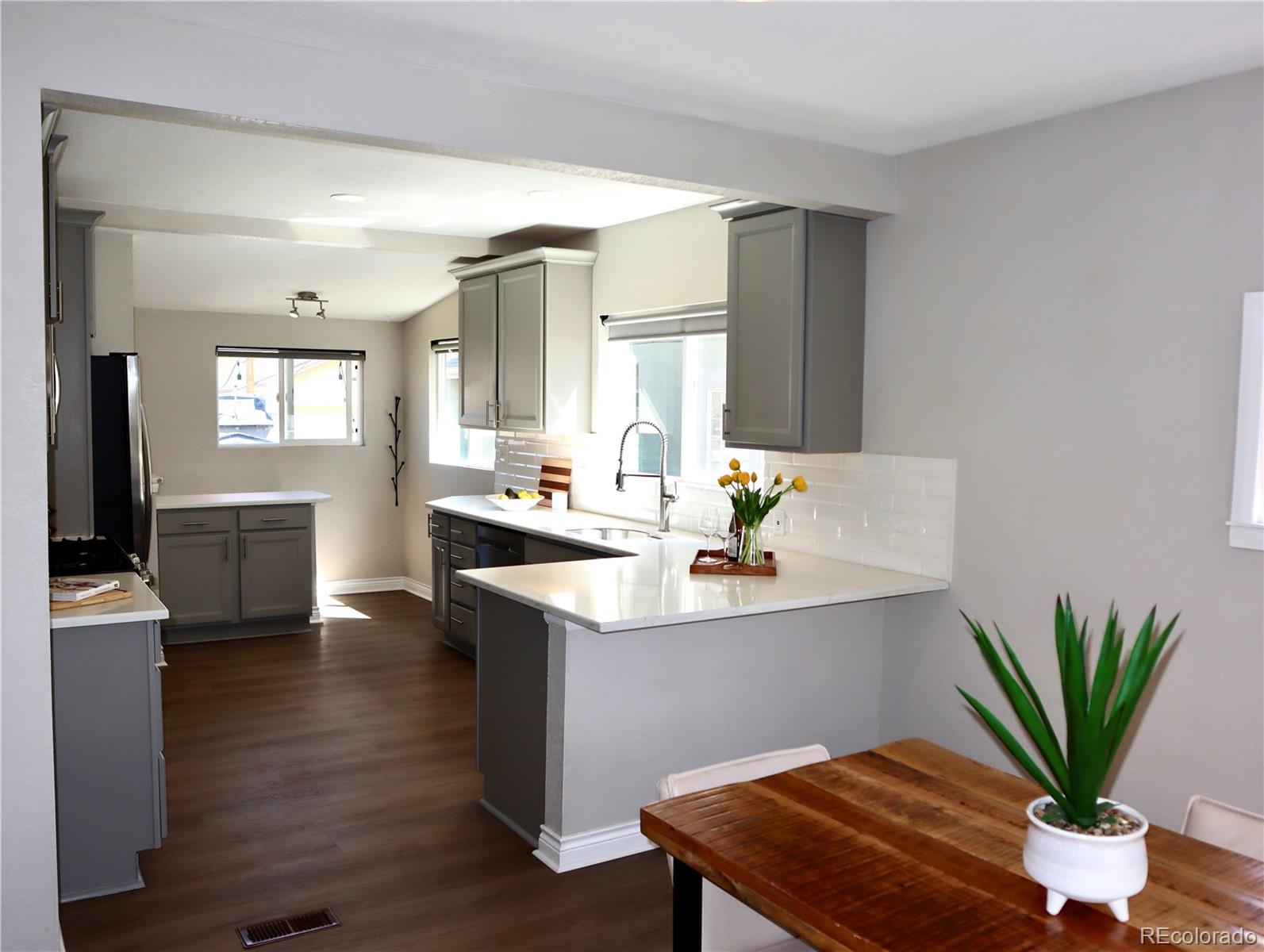 2022 S Franklin Street