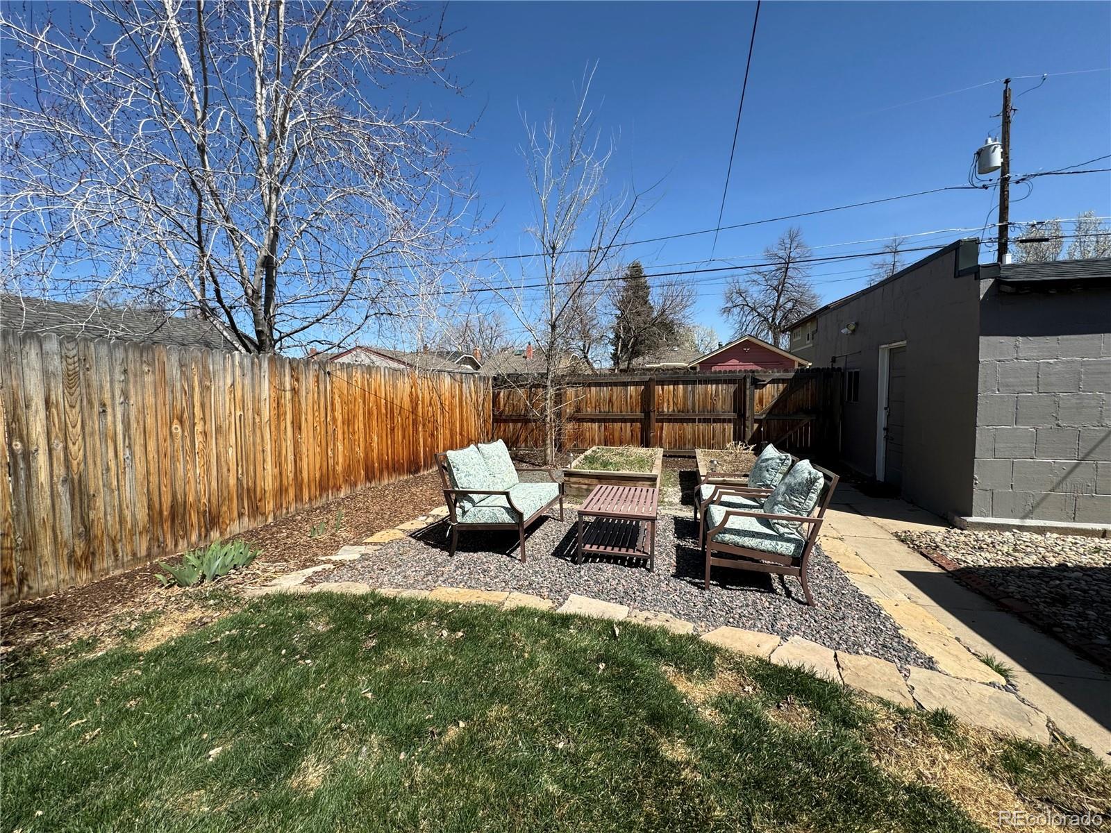 2022 S Franklin Street