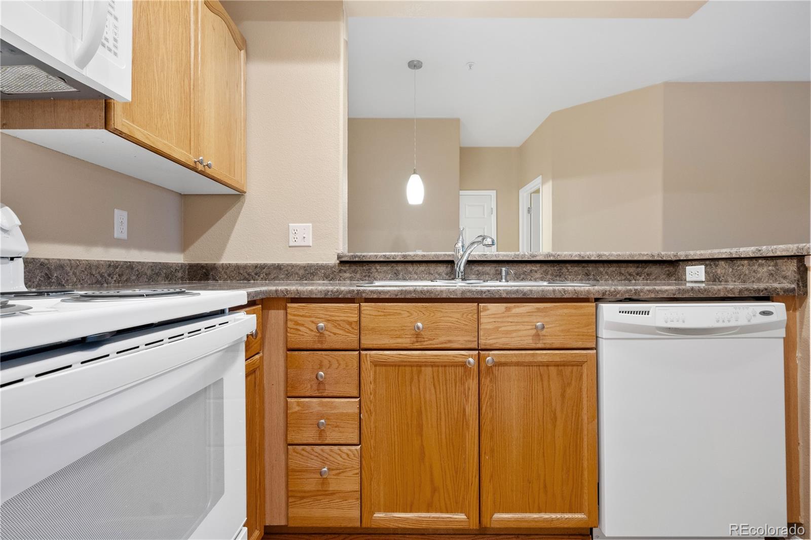 8422 S Upham Way Unit: G47