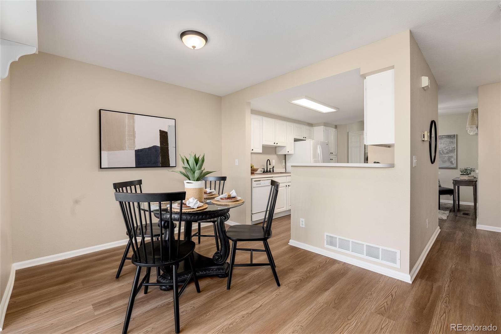 10517 W Maplewood Drive Unit: F