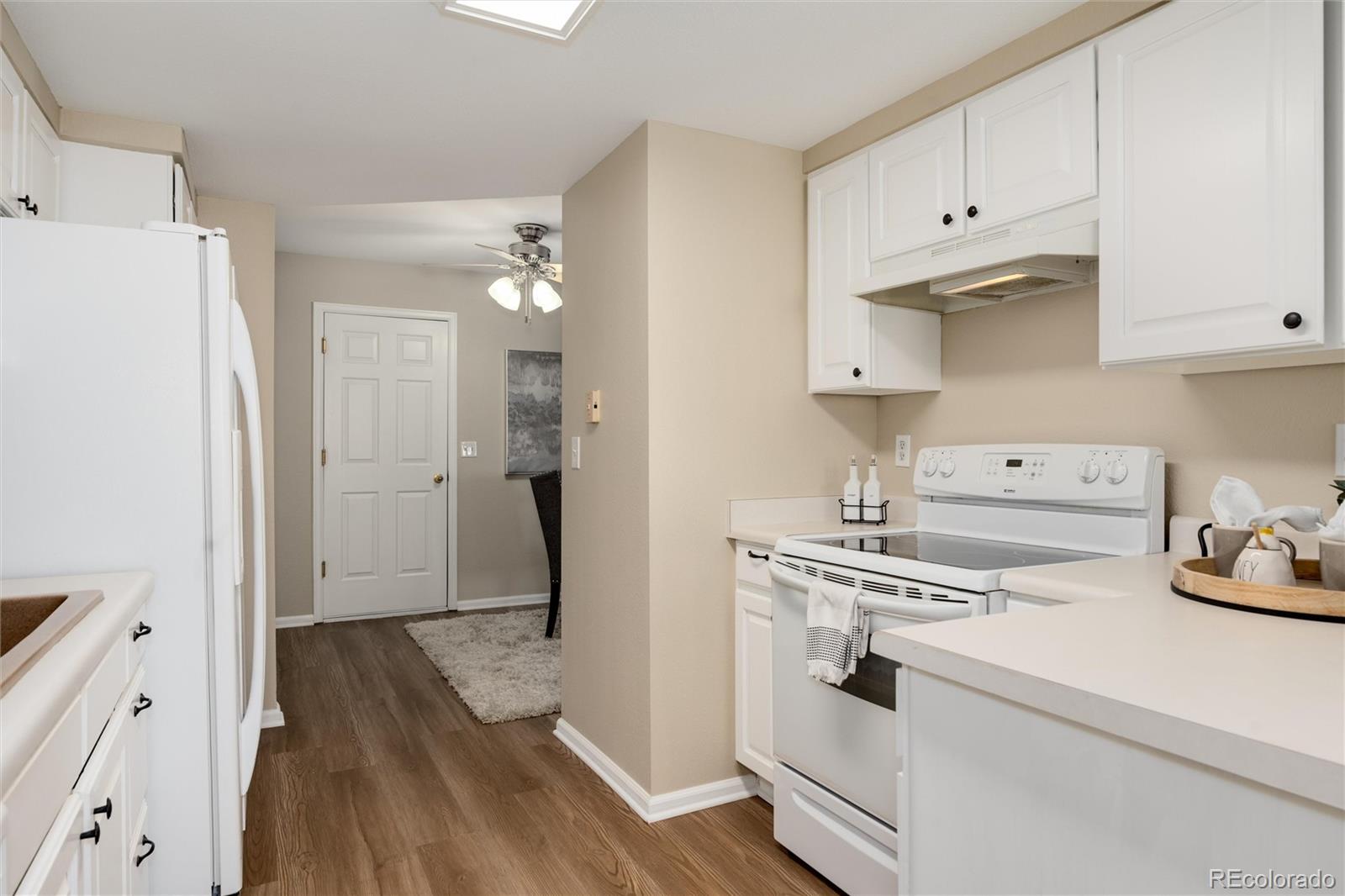 10517 W Maplewood Drive Unit: F