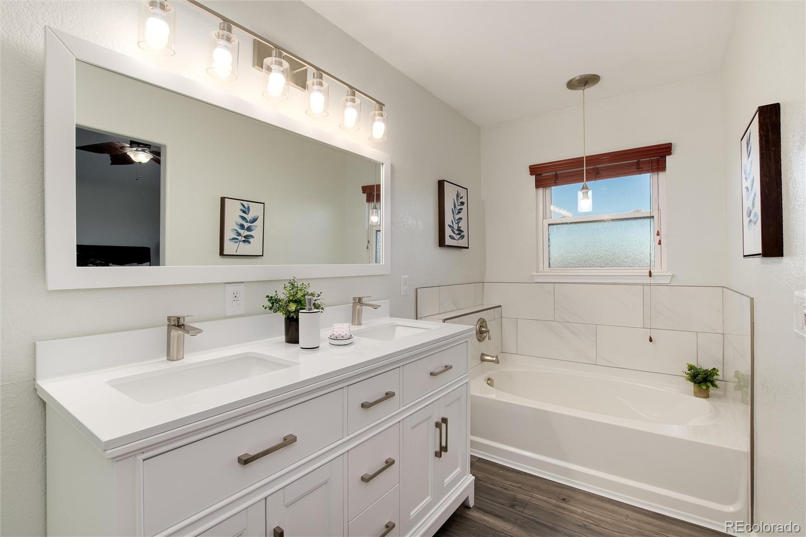 9858 Kittredge Street