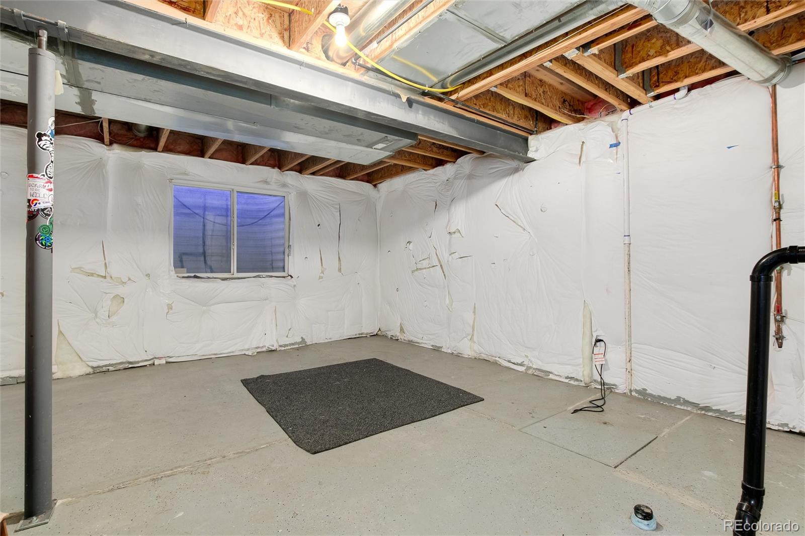 9858 Kittredge Street