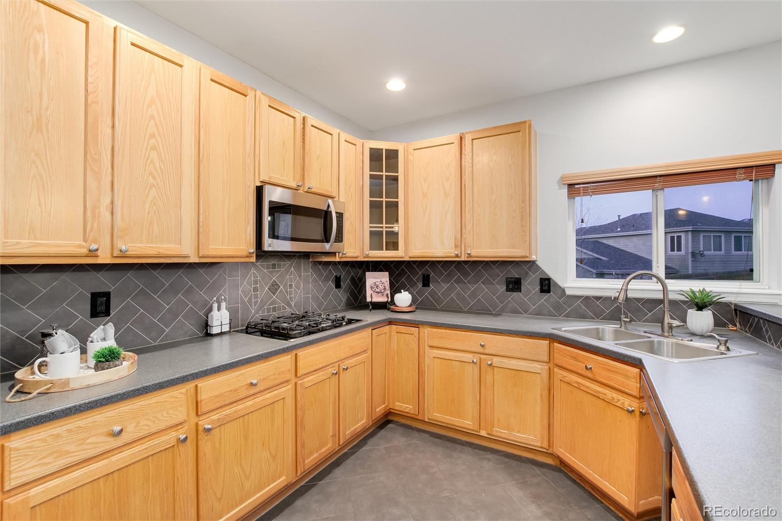 9858 Kittredge Street