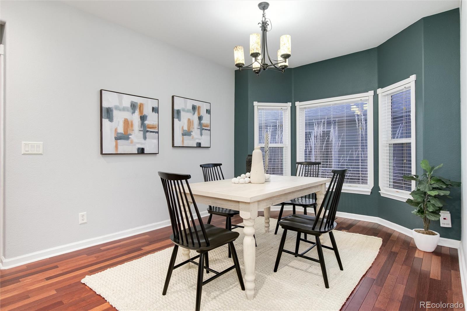 9858 Kittredge Street