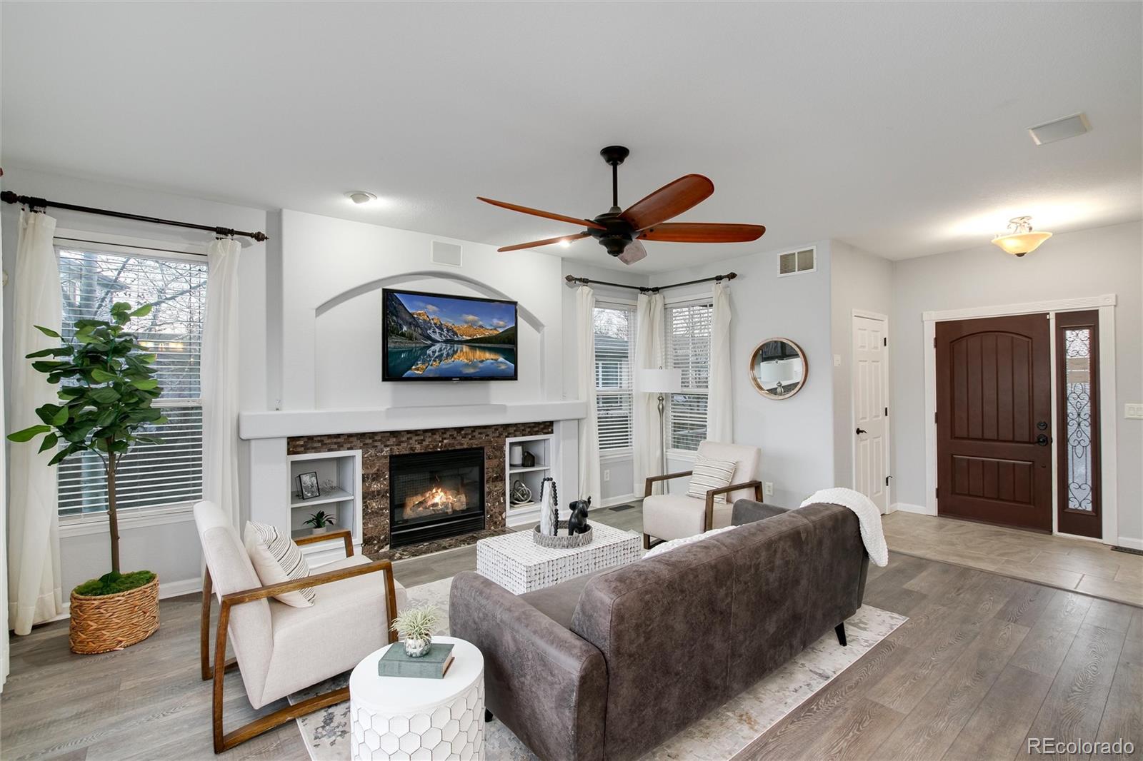 9858 Kittredge Street