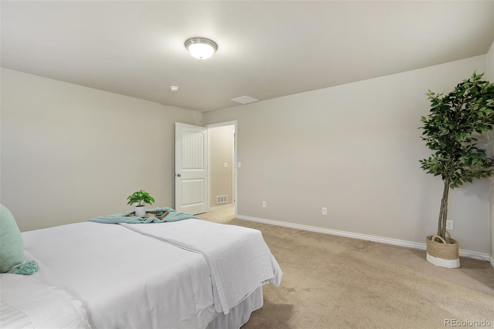 10692 Forest Creek Drive