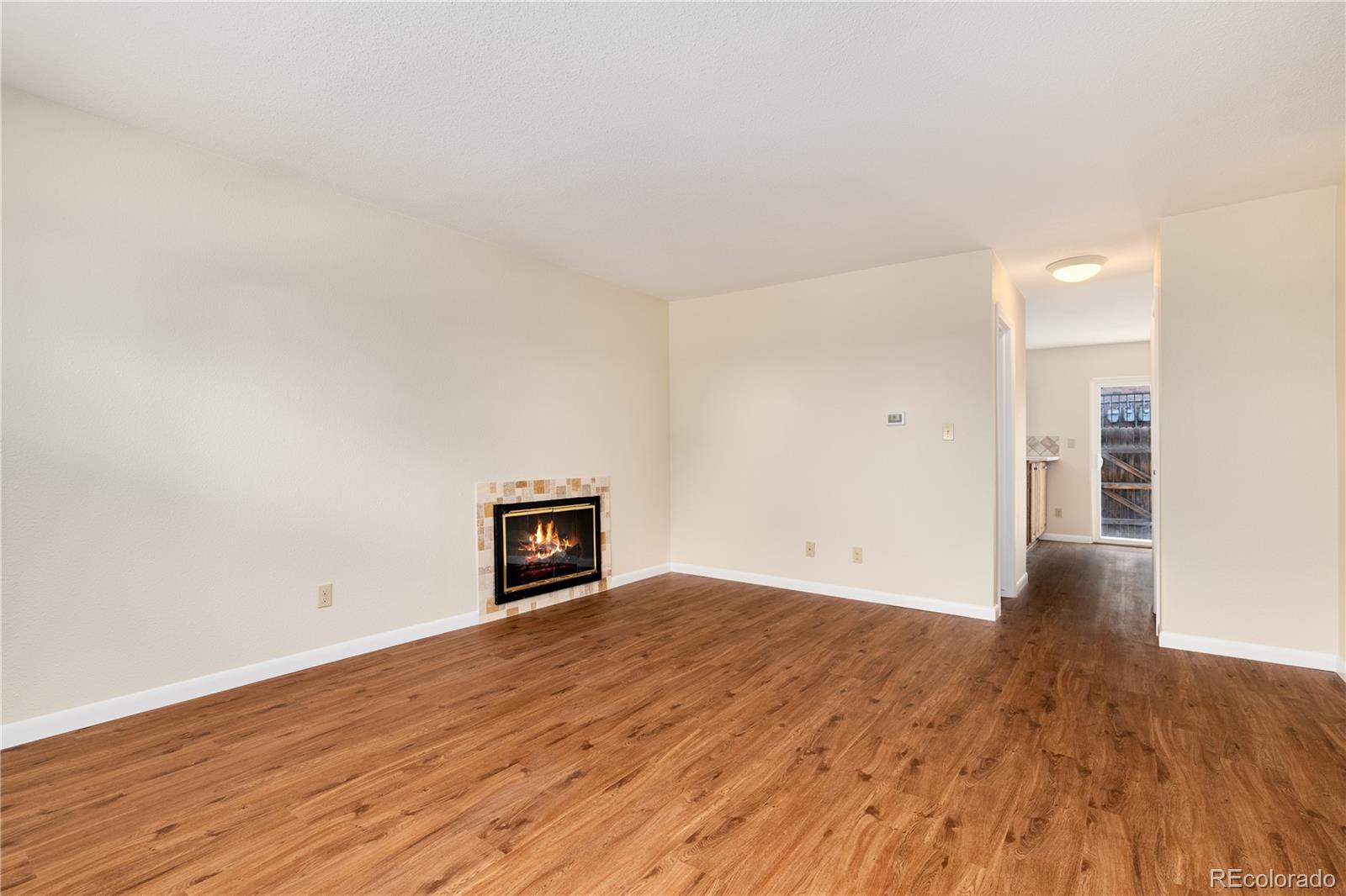 5821 S Lowell Boulevard