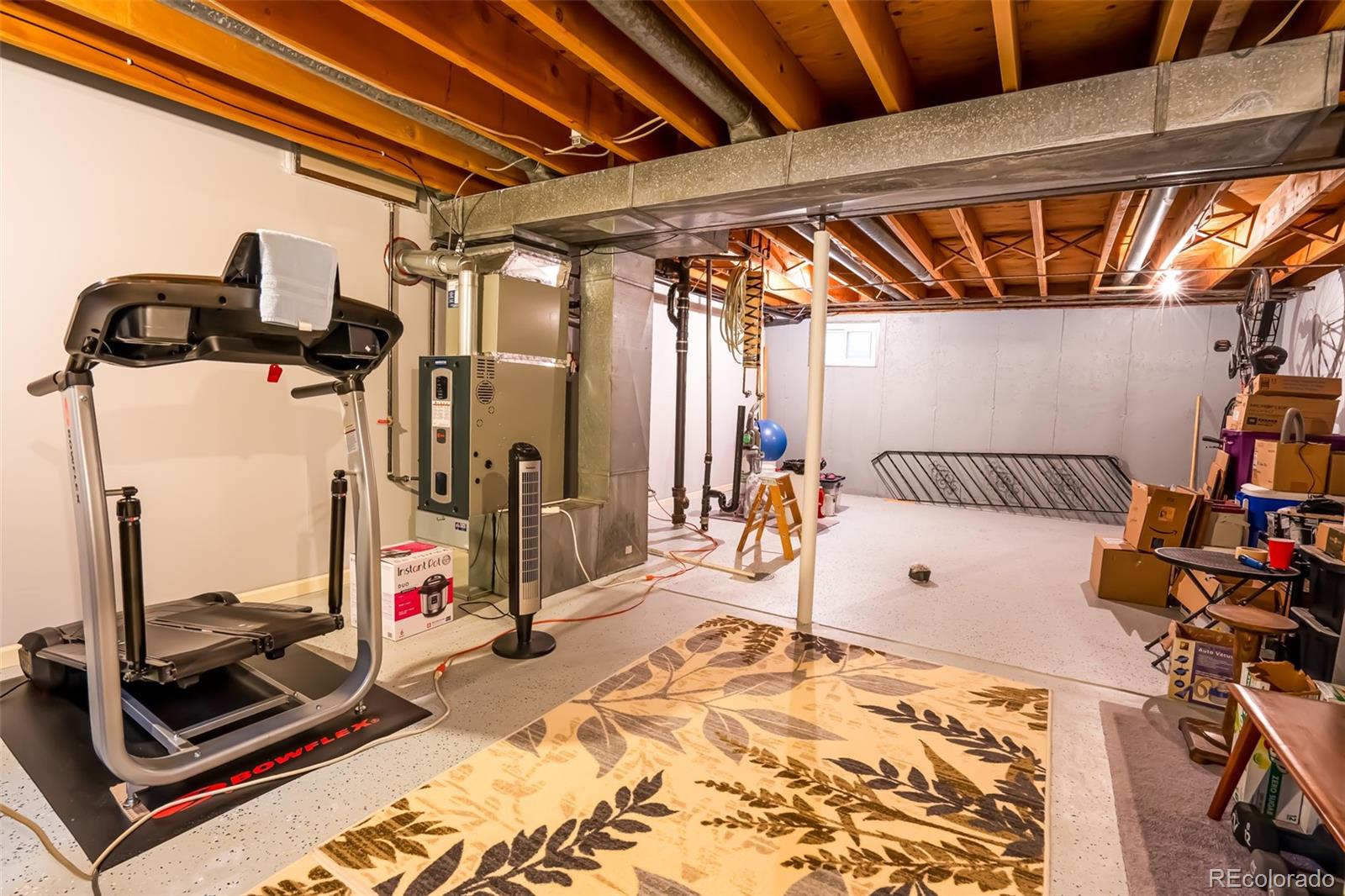 5821 S Lowell Boulevard