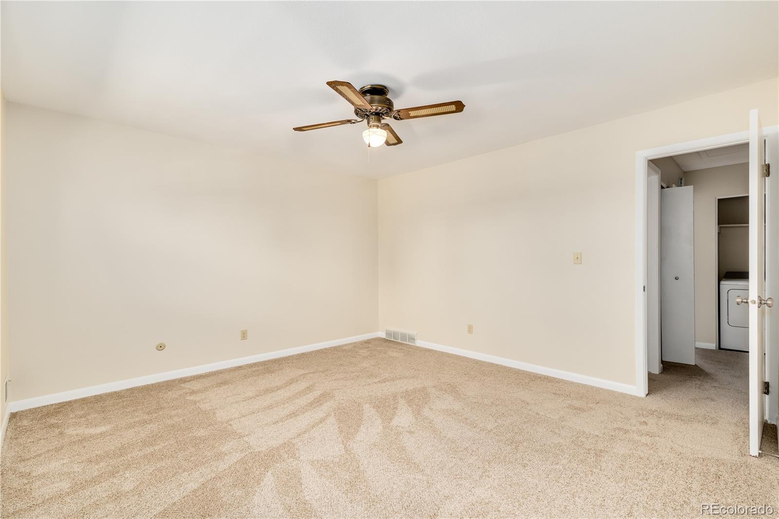 5821 S Lowell Boulevard