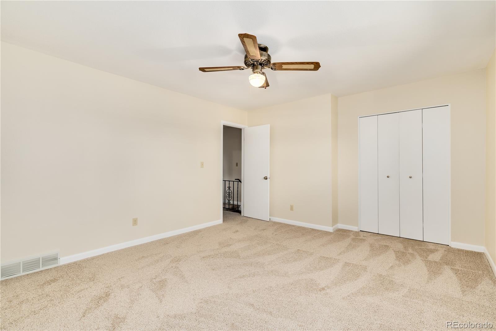 5821 S Lowell Boulevard