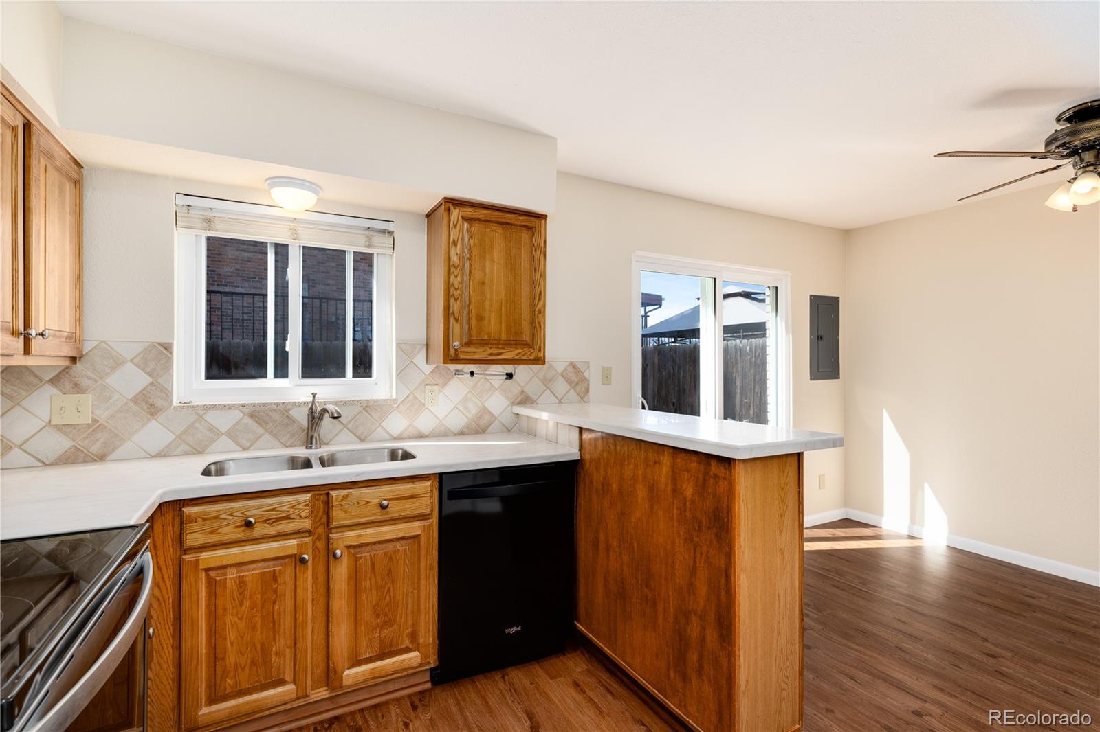 5821 S Lowell Boulevard