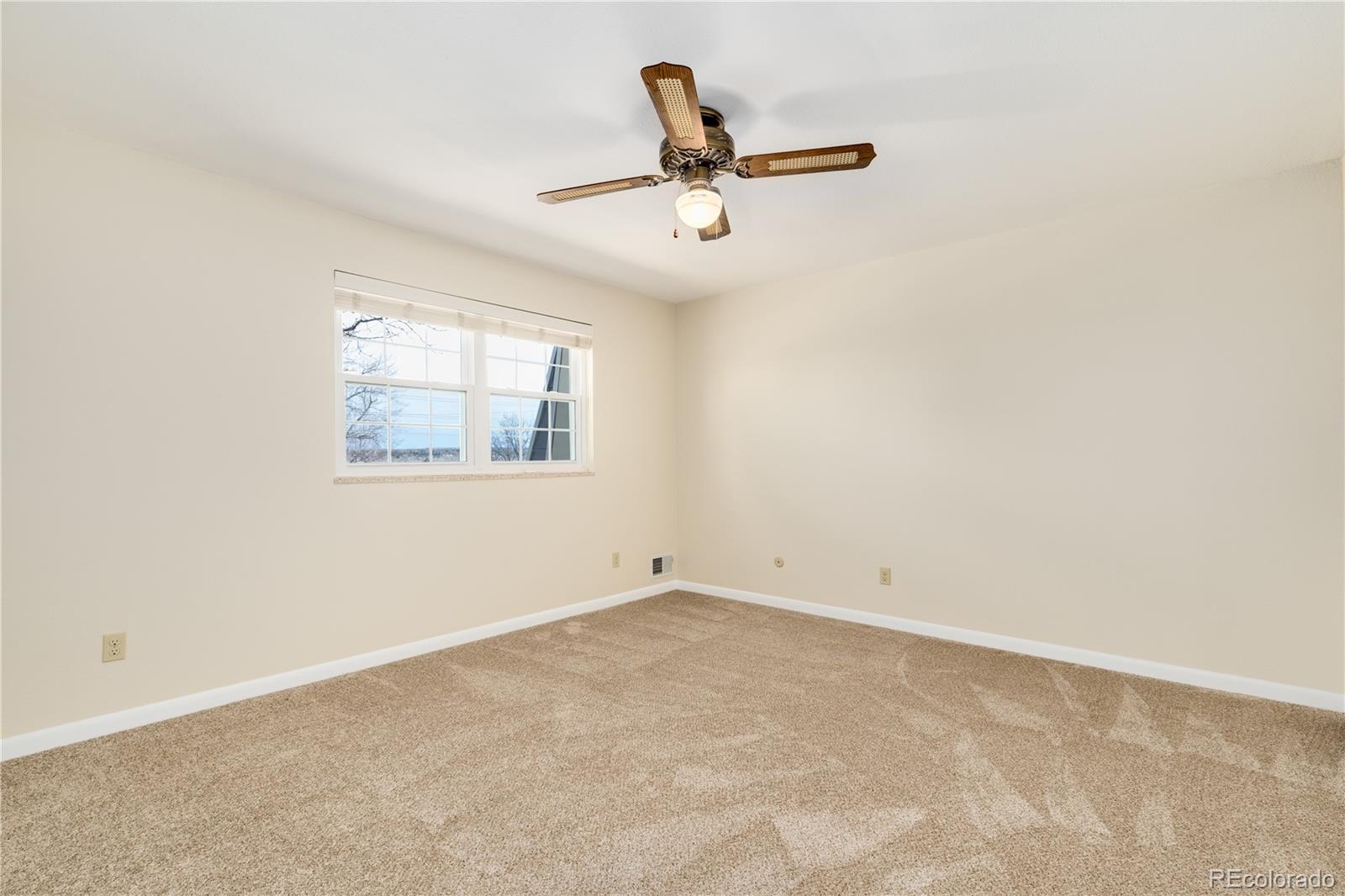 5821 S Lowell Boulevard