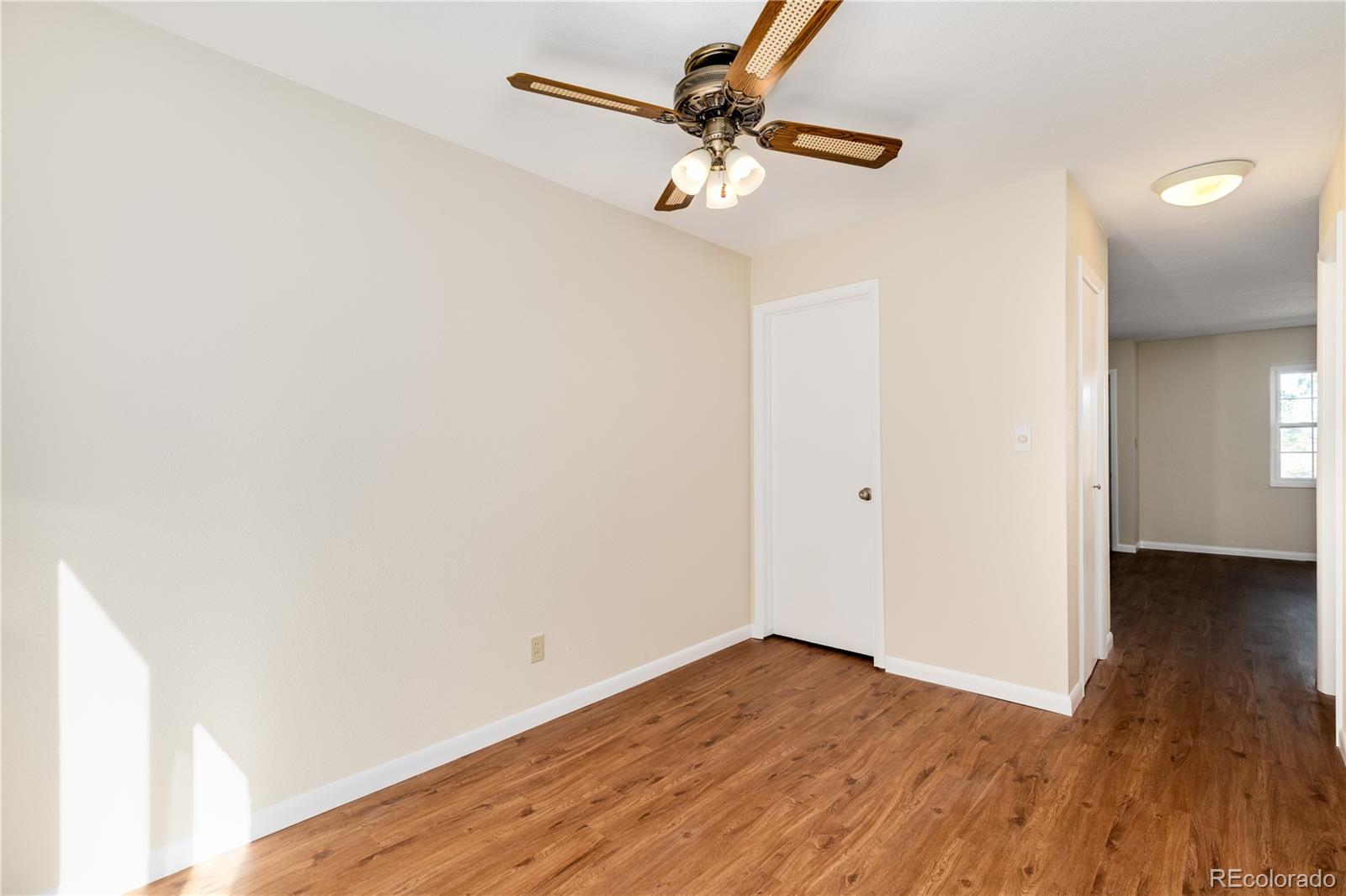 5821 S Lowell Boulevard