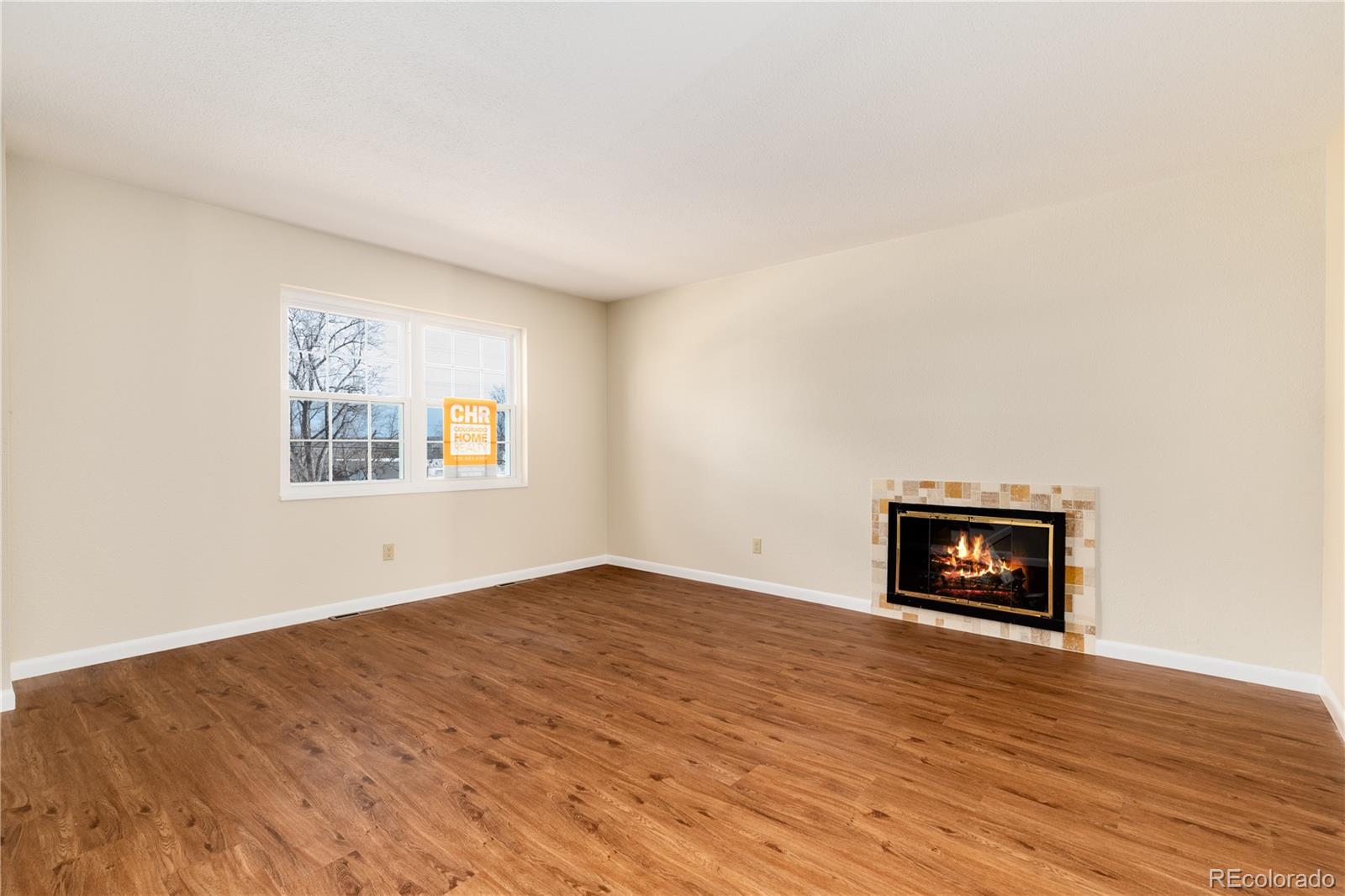 5821 S Lowell Boulevard