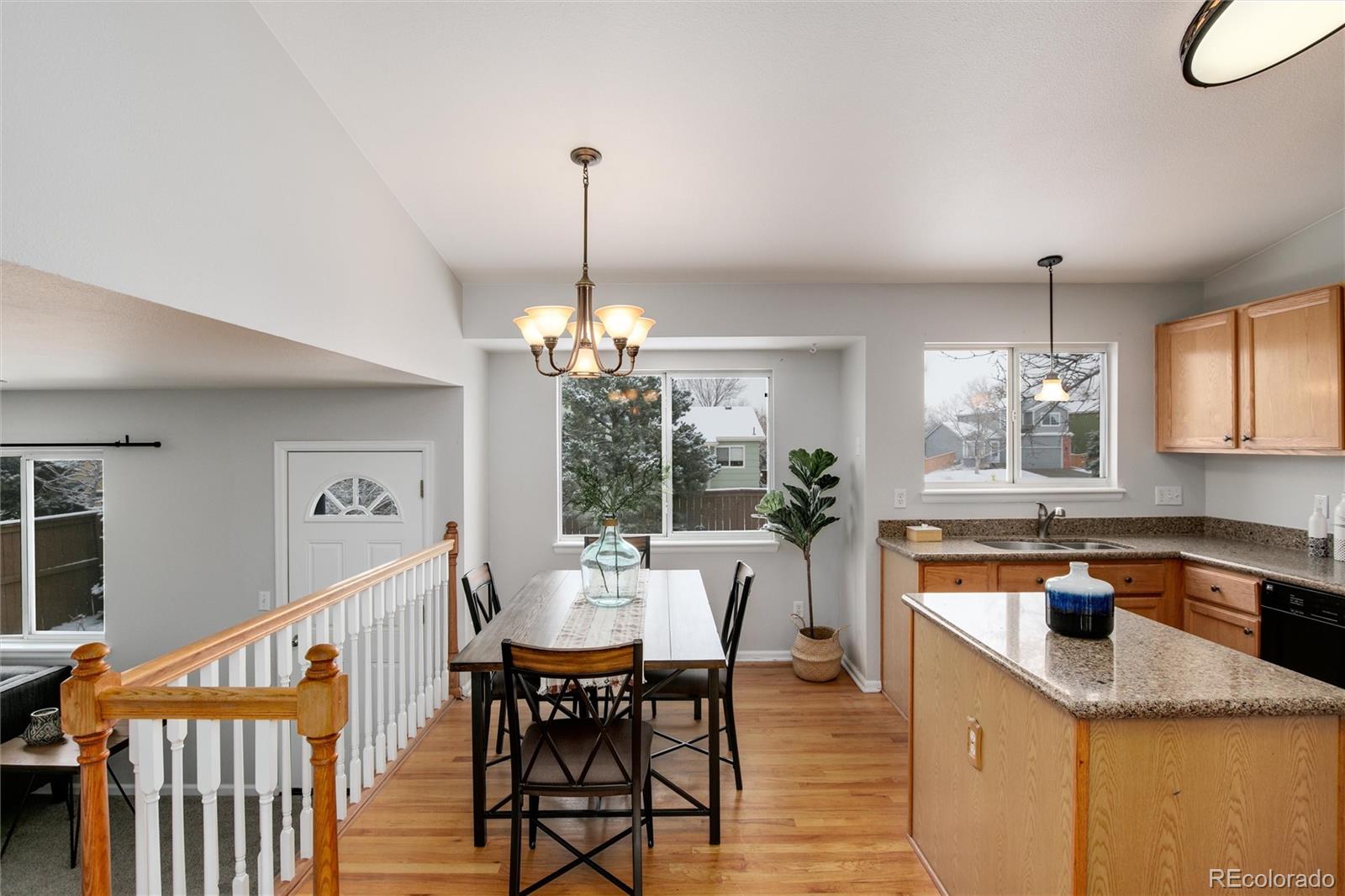 9642 Whitecliff Place