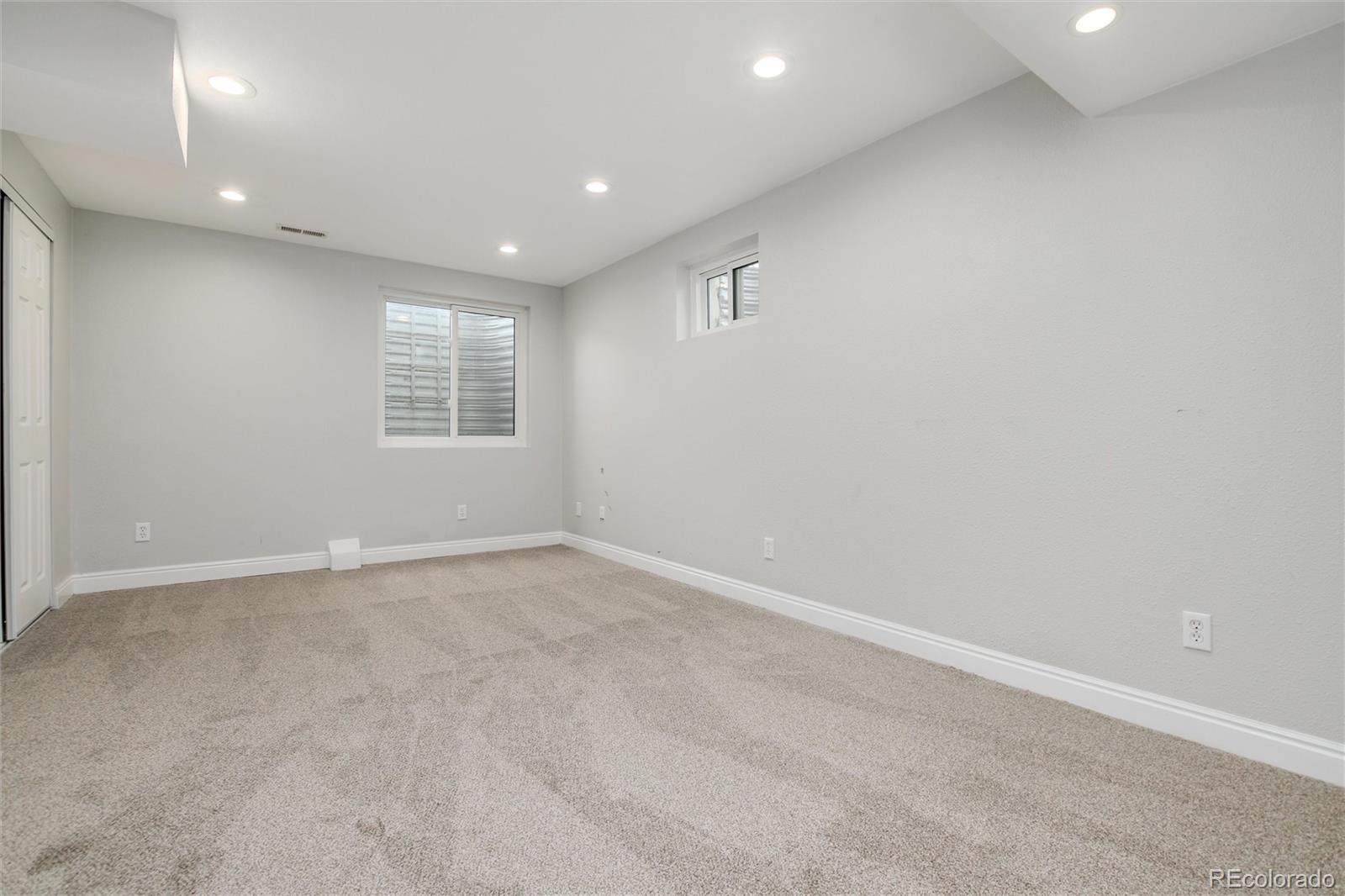 9642 Whitecliff Place