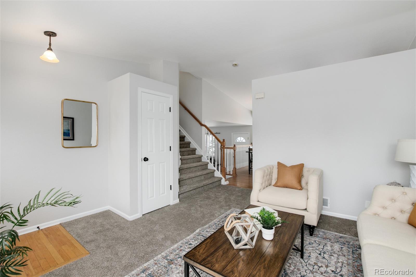 9642 Whitecliff Place