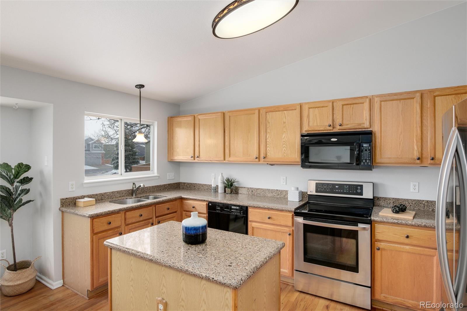 9642 Whitecliff Place